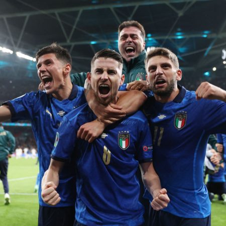 Eurocopa: Italia es el primer finalista