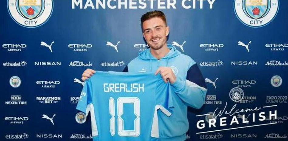 Grealish fue confirmado como el 10 del City