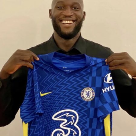 Lukaku se hace millonario en transferencias